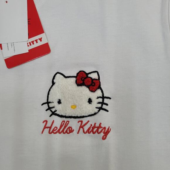 Sanrio Hello-Kitty Shirt Womens Large 20x25 Embroidered Logo - Picture 8 of 14